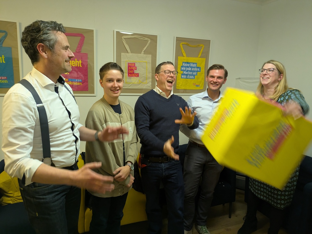 FDP Stadtverband Wolfenbüttel Vorstand: Pierre Balder, Finn Dieckmann, Thomas Becker, Vincent Schwarz, Christina Balder