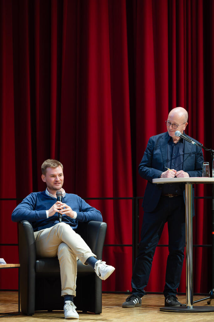 Vincent Schwarz in der Diskussion zur Finanzierung von Kultur (Foto: Marek Kruszewski)